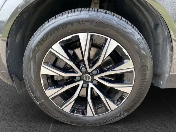 VOLVO XC60 (15/21)