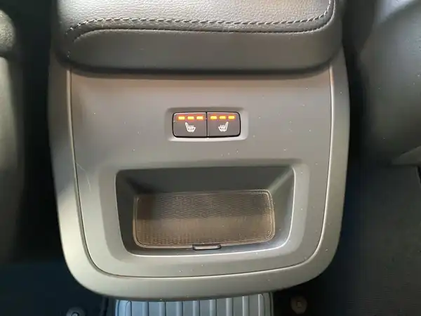 VOLVO XC60 (20/23)