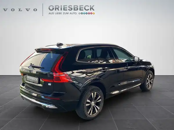 VOLVO XC60 (5/23)