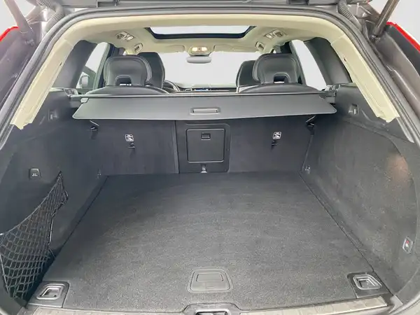 VOLVO XC60 (13/17)