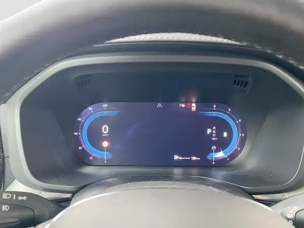 VOLVO XC60 (16/17)