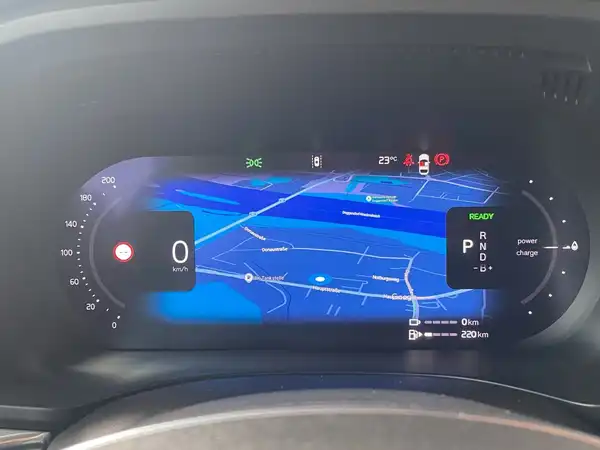 VOLVO XC60 (16/23)
