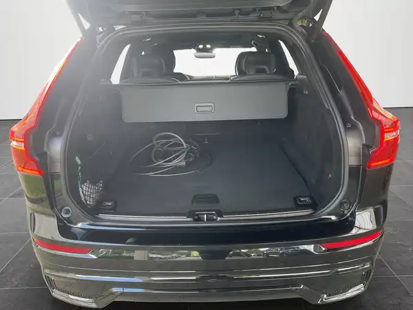 VOLVO XC60 (14/18)