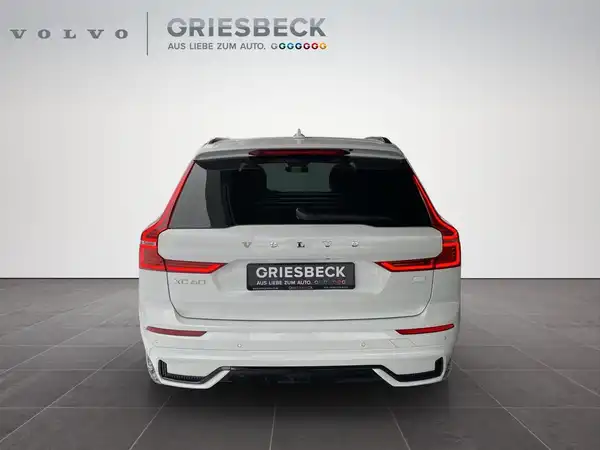 VOLVO XC60 (5/24)