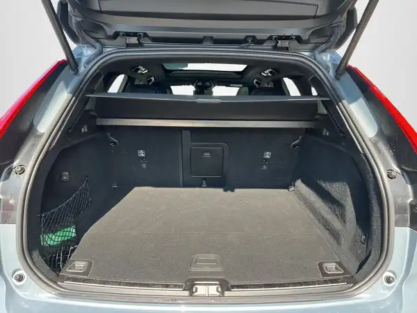VOLVO XC60 (14/23)