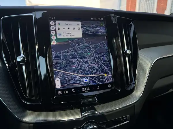VOLVO XC60 (18/23)