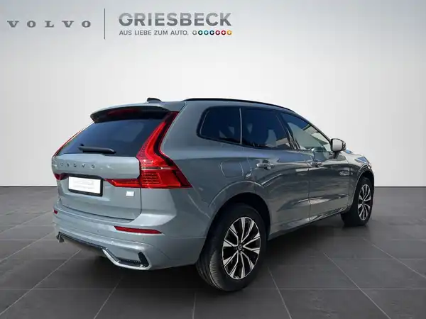 VOLVO XC60 (5/23)