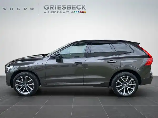 VOLVO XC60 (2/23)