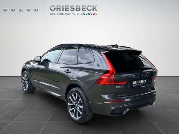 VOLVO XC60 (3/23)
