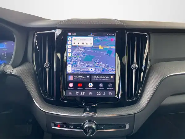 VOLVO XC60 (11/22)