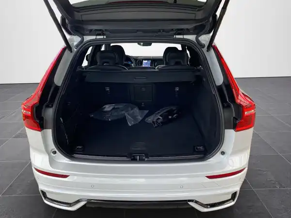 VOLVO XC60 (14/22)