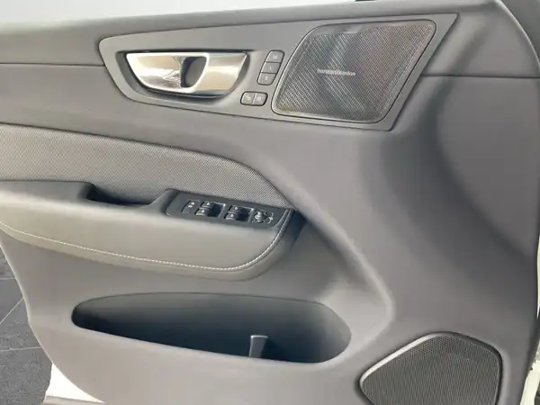 VOLVO XC60 (17/22)