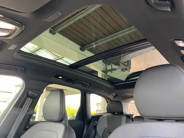 VOLVO XC60 (21/22)