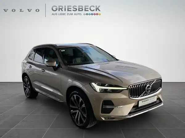 VOLVO XC60 (6/23)