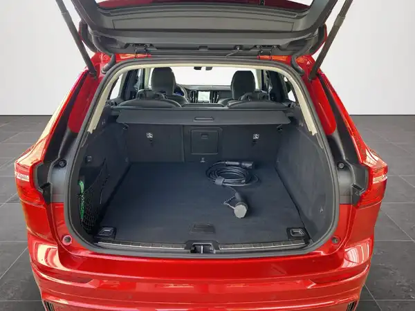 VOLVO XC60 (14/23)