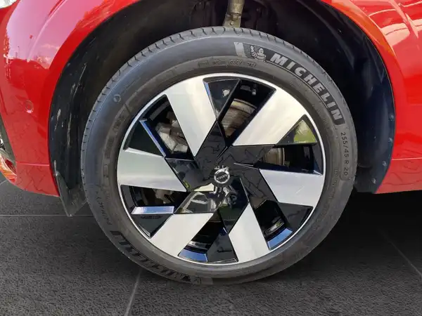 VOLVO XC60 (15/23)
