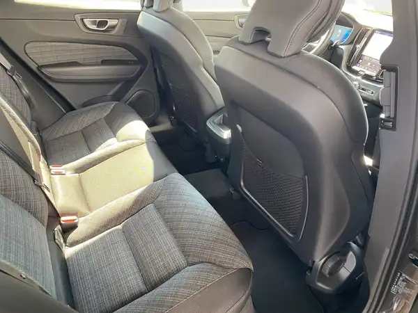 VOLVO XC60 (13/21)