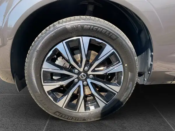 VOLVO XC60 (15/21)