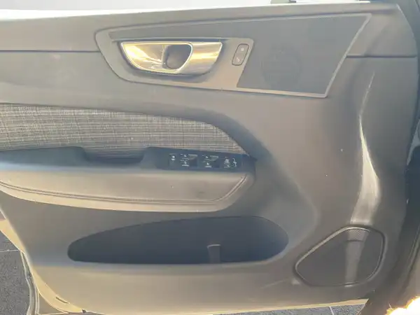 VOLVO XC60 (17/21)