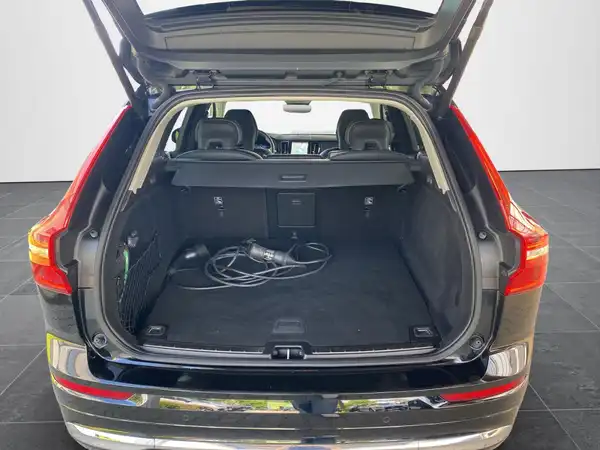 VOLVO XC60 (14/22)