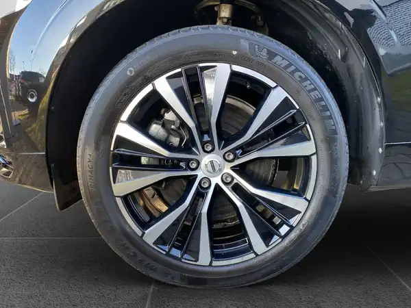 VOLVO XC60 (15/23)