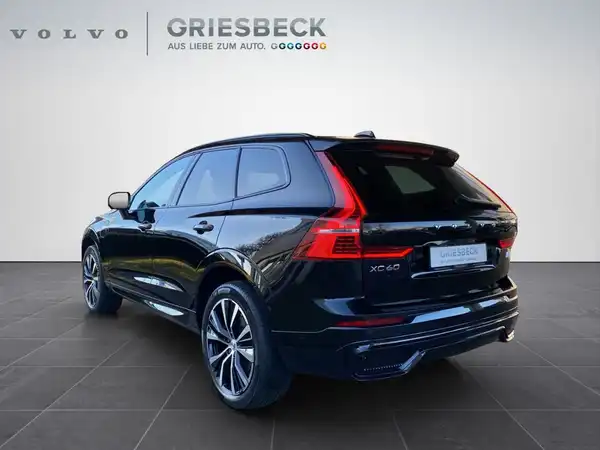 VOLVO XC60 (3/23)