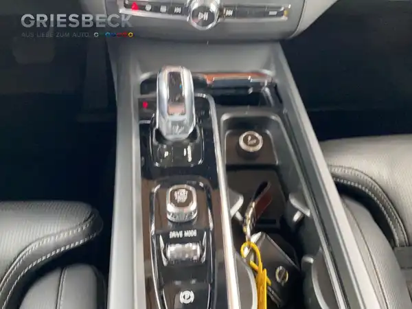 VOLVO XC60 (13/20)