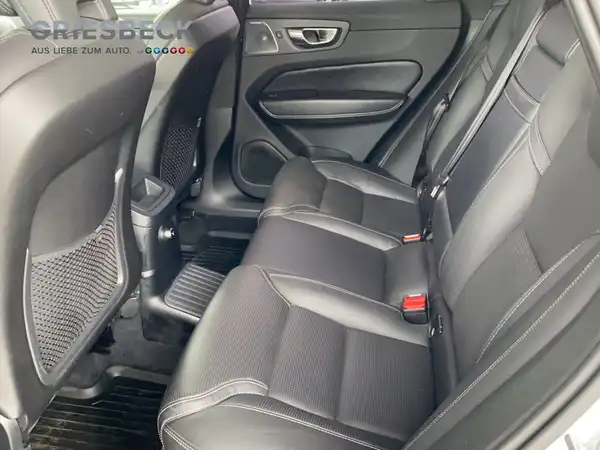 VOLVO XC60 (17/20)