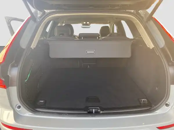 VOLVO XC60 (15/18)