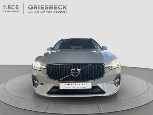 VOLVO XC60 (9/18)