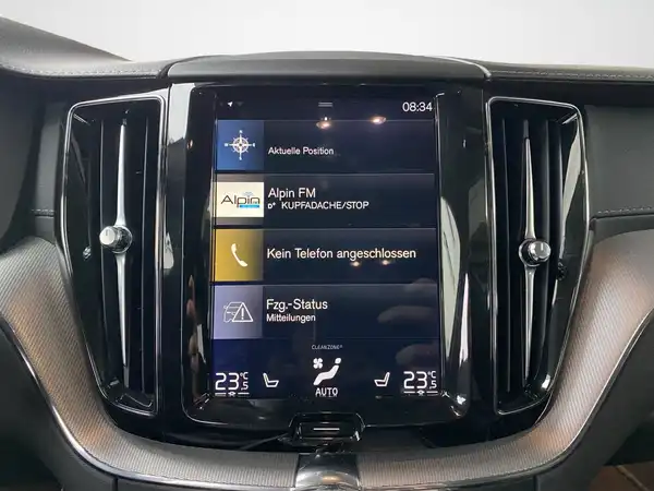 VOLVO XC60 (11/20)