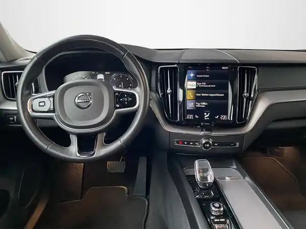 VOLVO XC60 (8/20)