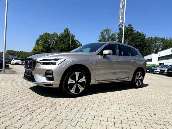 VOLVO XC60 (1/29)