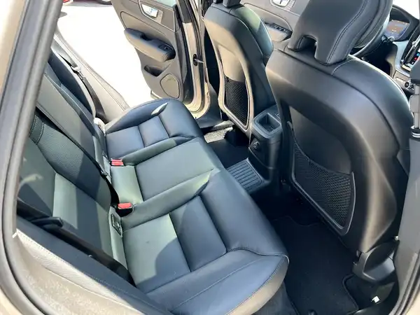 VOLVO XC60 (17/29)