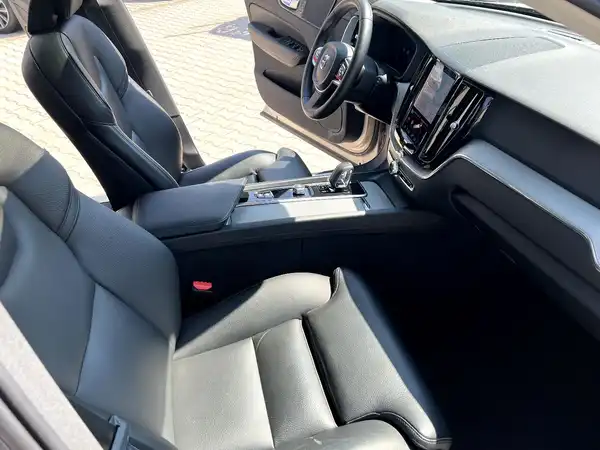 VOLVO XC60 (23/29)