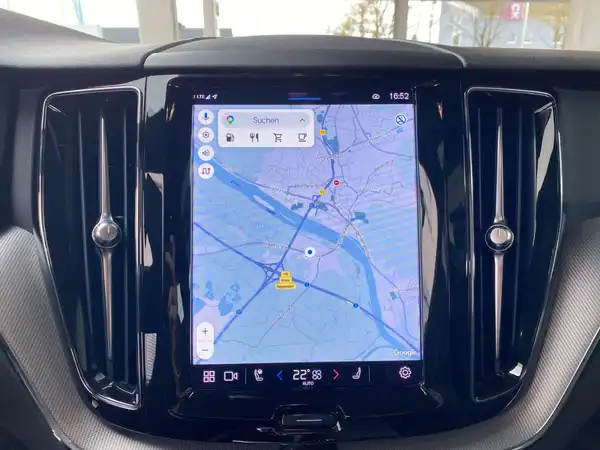 VOLVO XC60 (18/19)