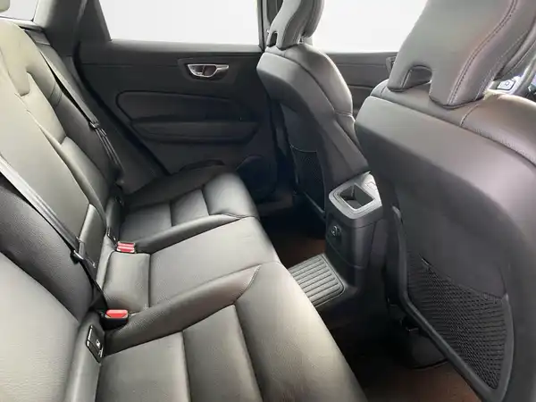 VOLVO XC60 (13/21)