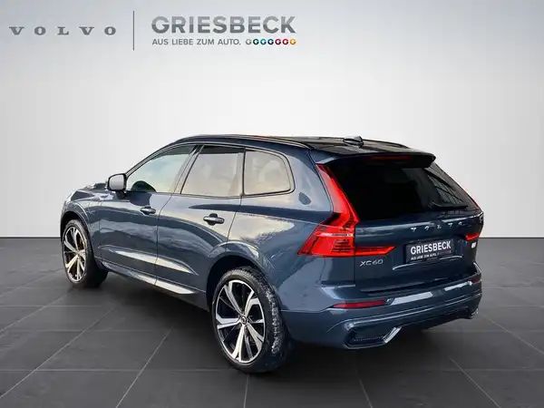 VOLVO XC60 (3/21)