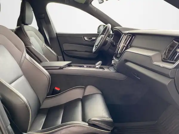 VOLVO XC60 (12/20)