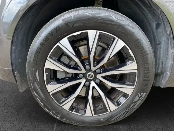 VOLVO XC60 (15/20)