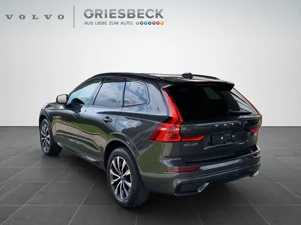 VOLVO XC60 (3/20)
