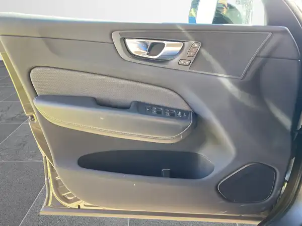 VOLVO XC60 (17/22)
