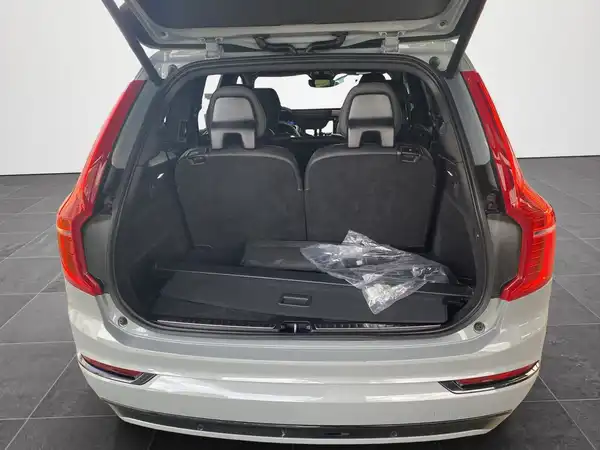 VOLVO XC90 (14/22)
