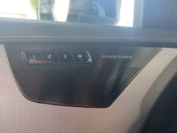 VOLVO XC90 (18/22)