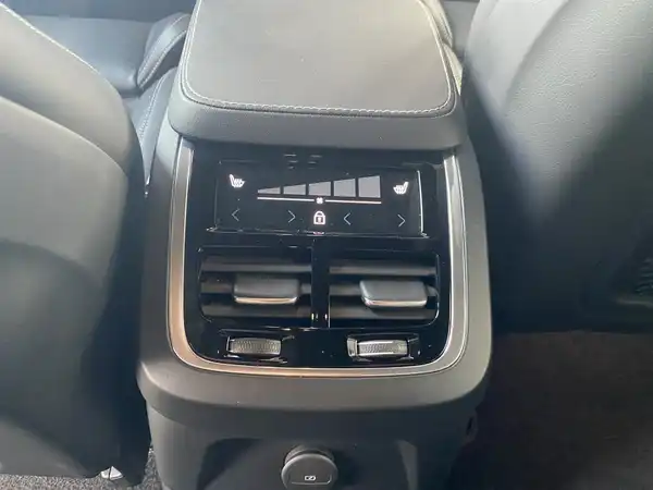 VOLVO XC90 (20/22)