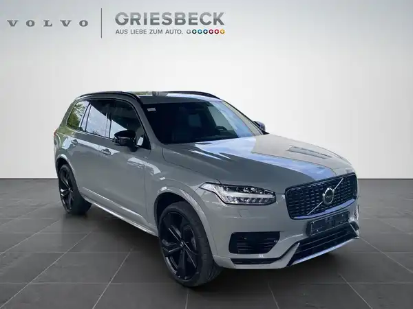 VOLVO XC90 (6/22)
