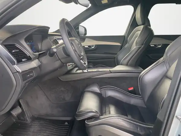 VOLVO XC90 (7/22)