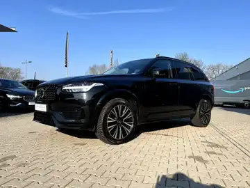 VOLVO XC90 (1/27)