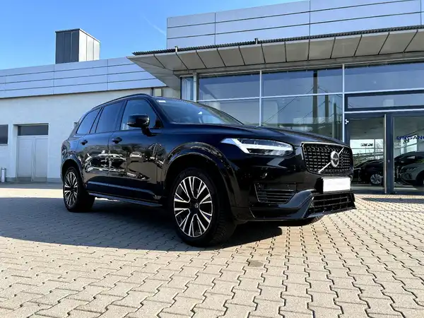 VOLVO XC90 (5/27)