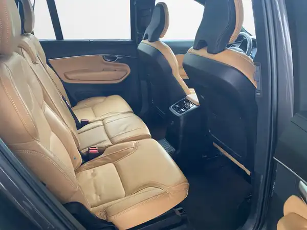 VOLVO XC90 (14/24)